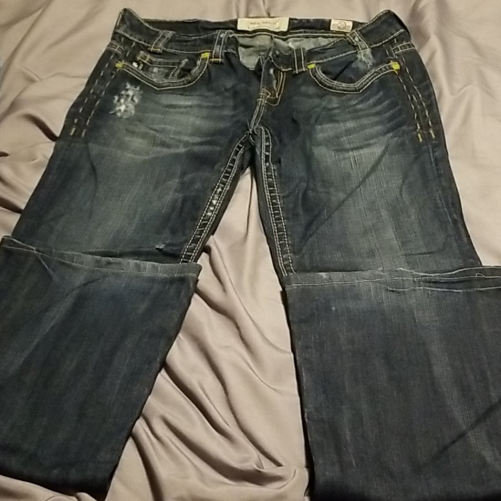 Jeans - Picture 2 of 4